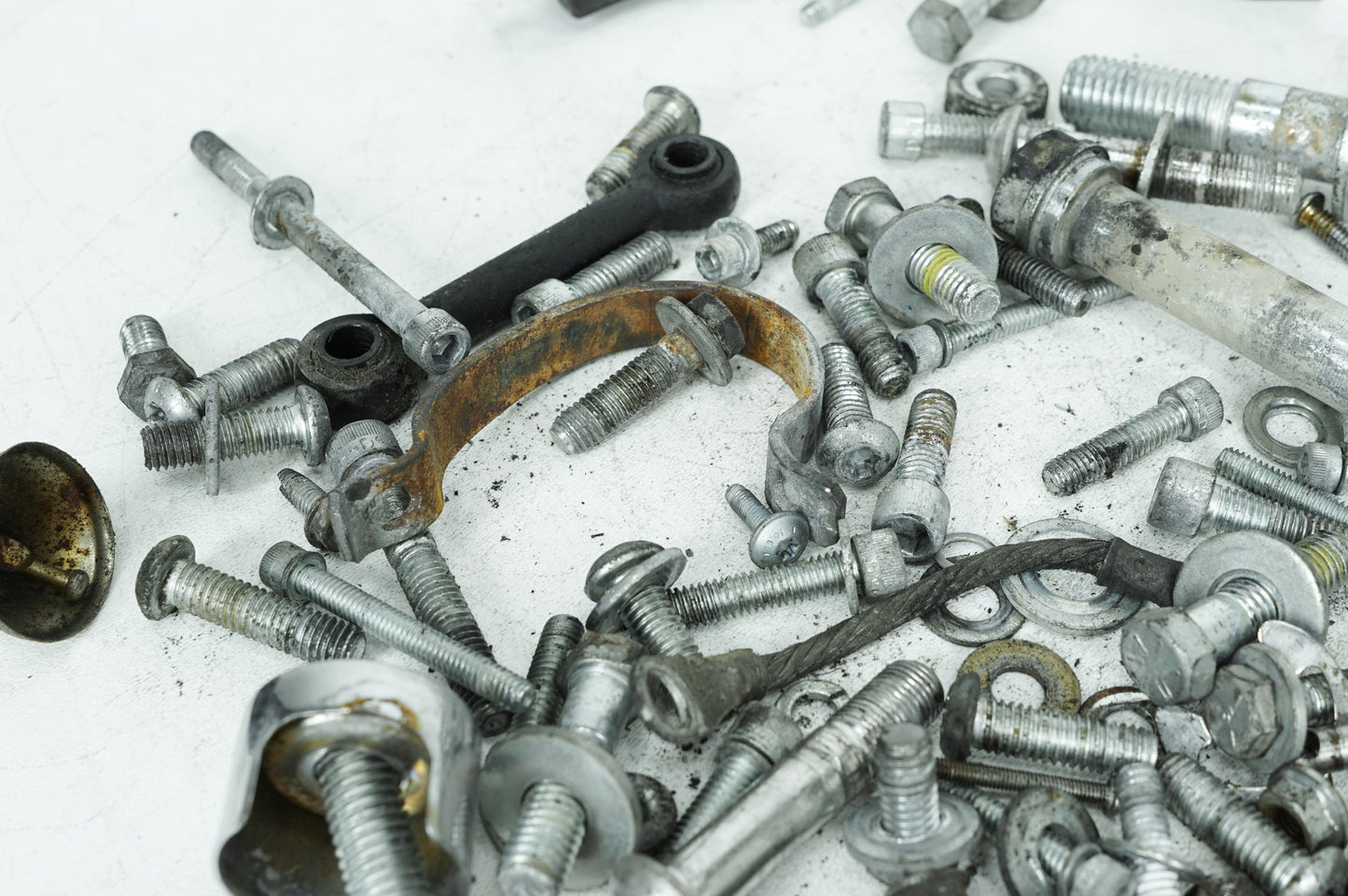 2004 - 2013 Harley-Davidson Sportster Low Hardware Bolts Nuts & Brackets
