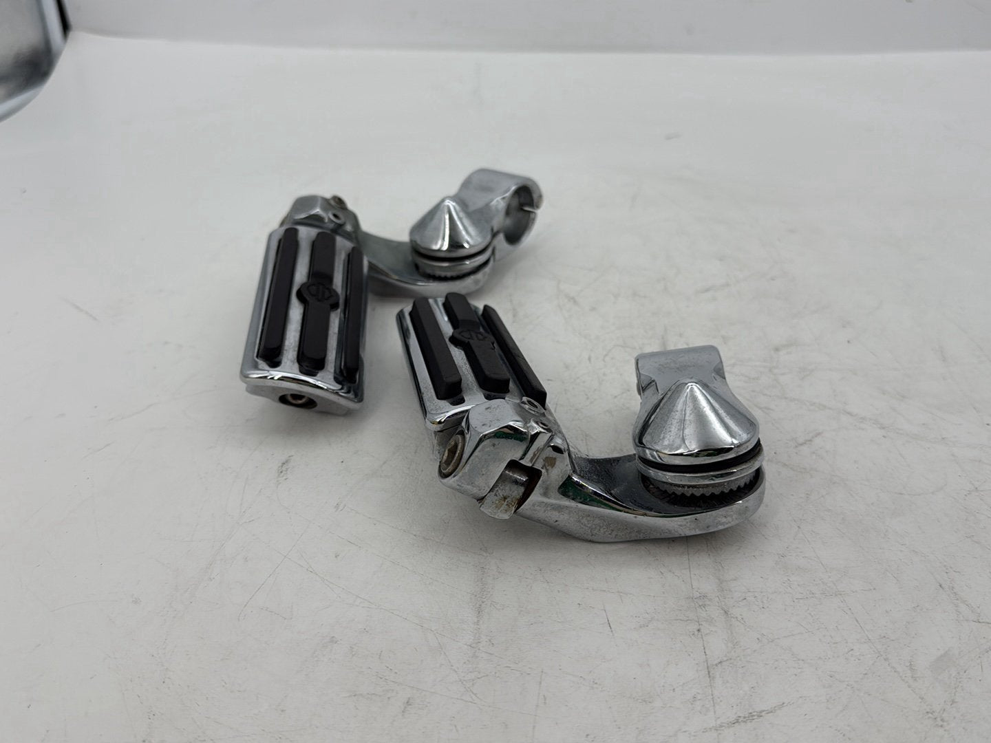 2008 Harley Touring FLHTCU Electra Glide Ultra OEM Front Right Left Highway Foot Pegs