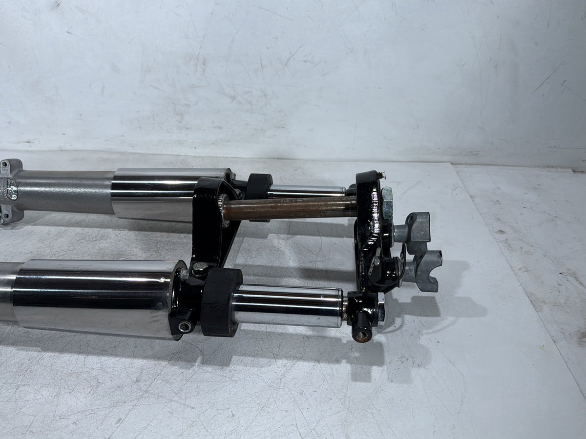 07 Harley Electra Glide Touring Front Triple Tree Set & LH RH Fork Legs Sliders