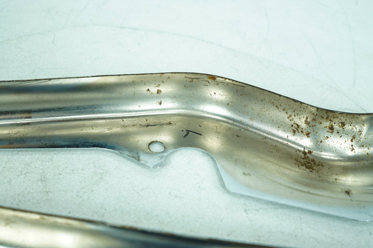 2007 - 2013 Harley-Davidson Touring Electra Glide Ultra Rear Left Right Fender Struts Bracket 47502-97