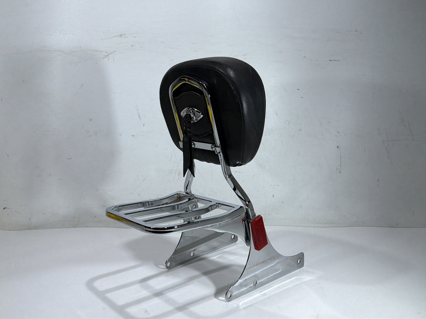 2011 Harley Heritage Softail Classic OEM Rear Sissy Bar w/ Backrest Cushion Pad