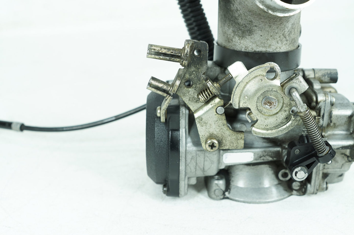 1999 - 2006 Harley-Davidson Softail Heritage Classic Engine Intake Manifold Throttle Body 27614-99