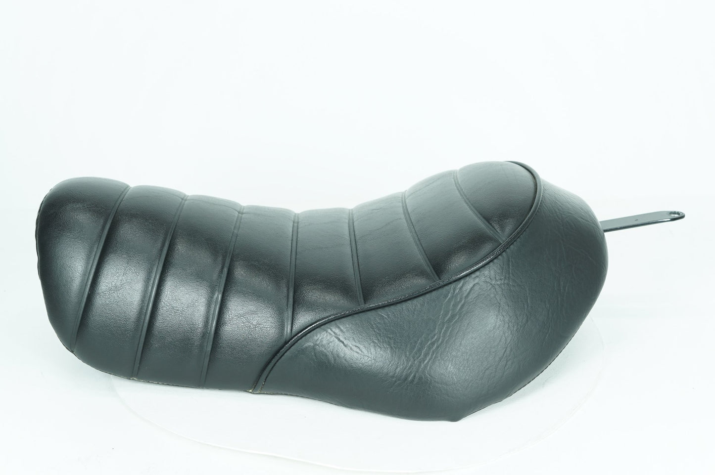 2012 - 2026 Harley-Davidson Sportster Iron 883 Rider Driver Solo Seat Pillion 52000189