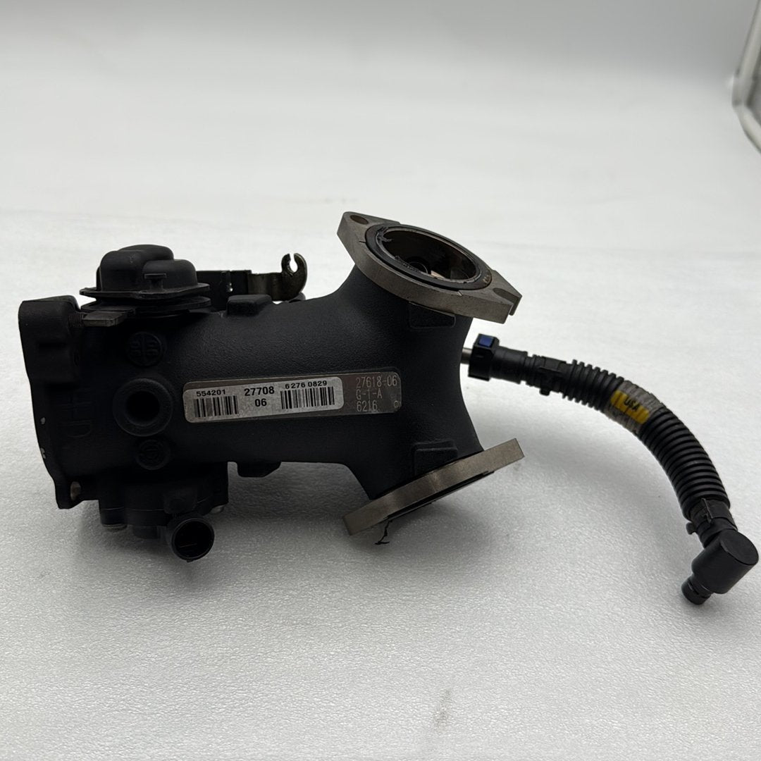 2007 - 2013 Harley-Davidson Touring Electra Glide Ultra Engine Intake Manifold Throttle Body 27708-06