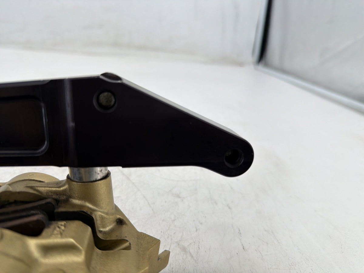 2006 Harley Street Glide Touring FLHX Front Right 1 Brake Caliper Brembo