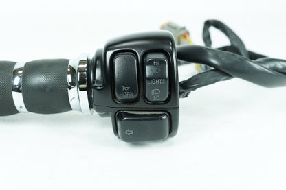 1999 - 2006 Harley-Davidson Softail Deluxe Left Turn Signal Headlight Switches Controls 71597-96B
