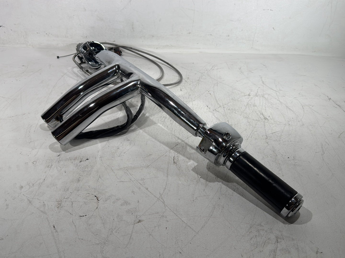 2003 Harley Dyna Wide Glide FXDWG OEM Handlebars Left Right Switches Controls