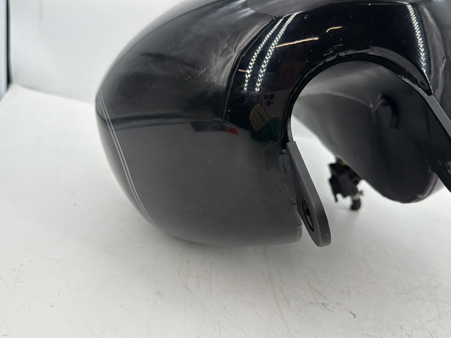 2006 Harley Sportster XL883C 883 Custom OEM Fuel Gas Tank Gasoline Reservoir