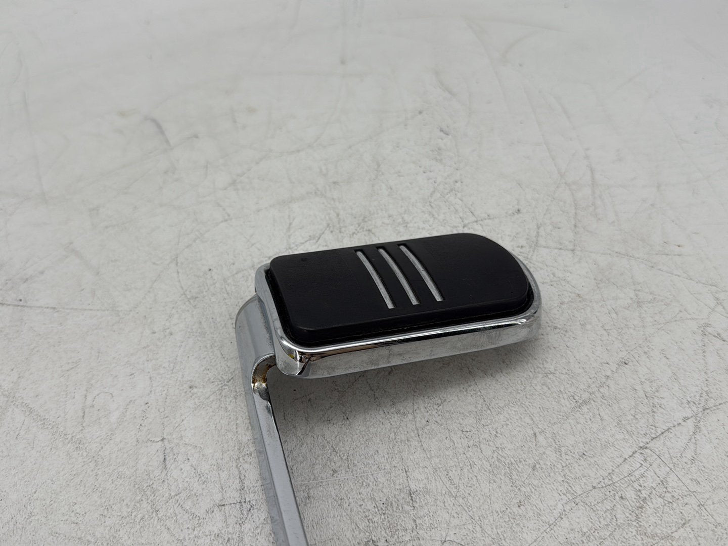 2009 Harley Street Glide Touring FLHX OEM Foot Brake Control Lever Pedal