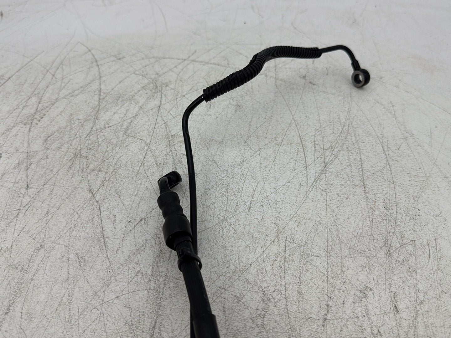 1998 Harley Touring FLHTCUI Electra Glide Ultra OEM Rear Brake Hose Line Pipe