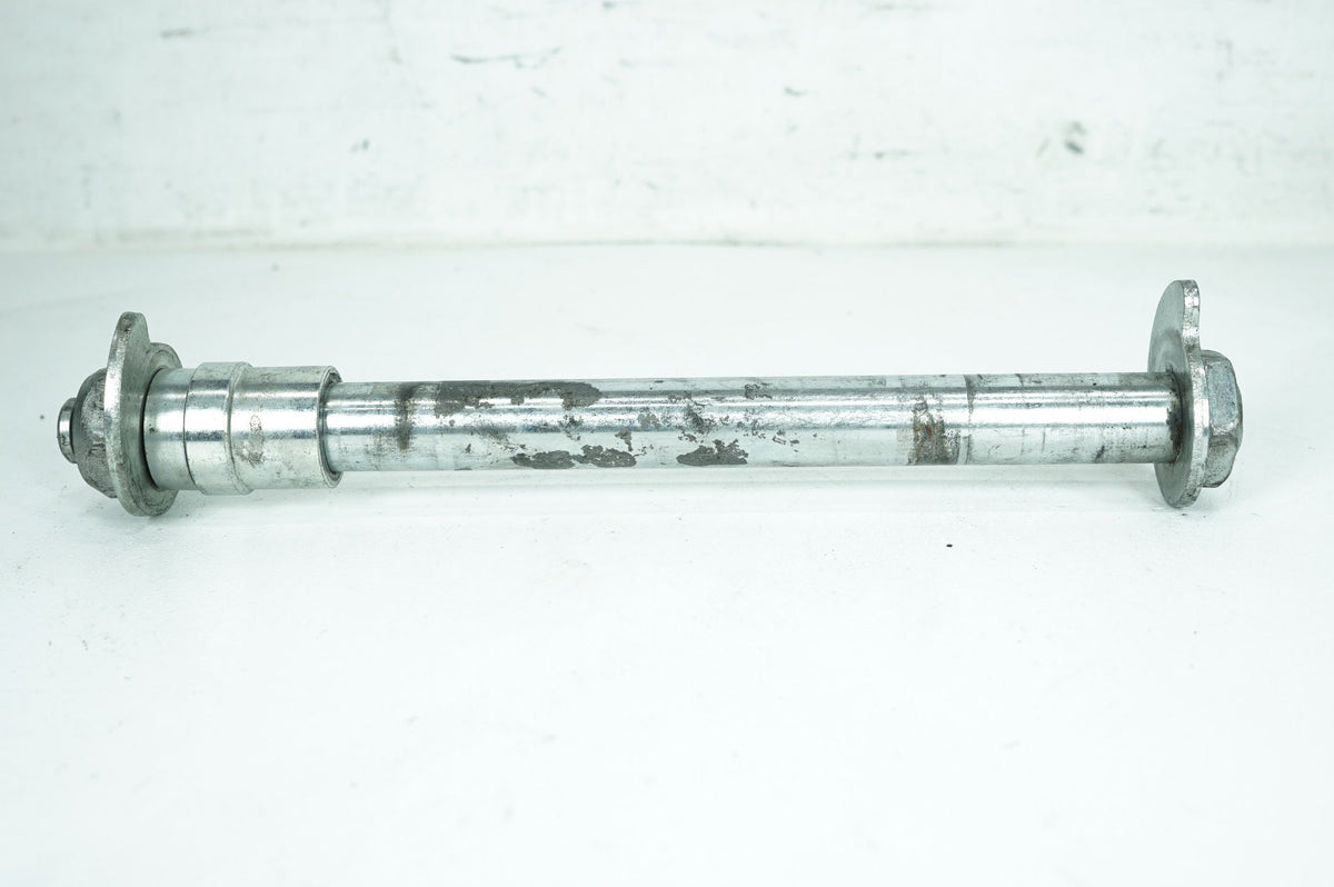 2003 Harley Touring SEI1 CVO Screamin Eagle Road King OEM Rear Wheel Axle Bolt Shaft