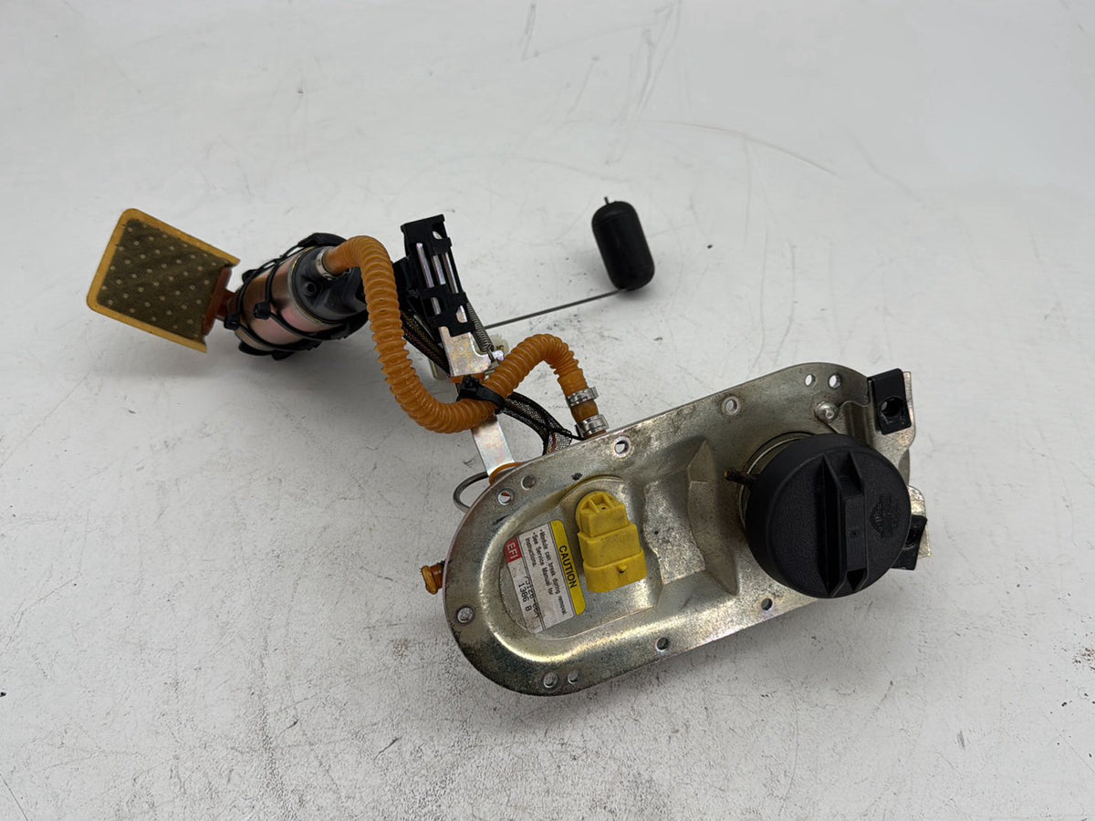 2006 Harley Street Glide Touring FLHXI OEM Fuel Pump Gas Gasoline Petrol Sending