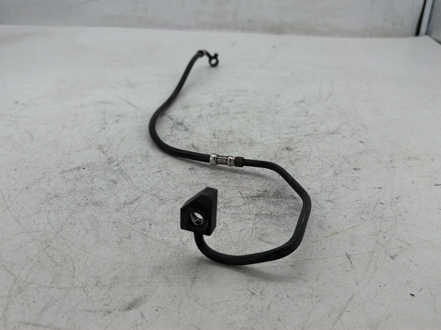 2015 Harley Electra Glide Touring Ultra Low OEM Front Brake Hose Line Pipe ABS