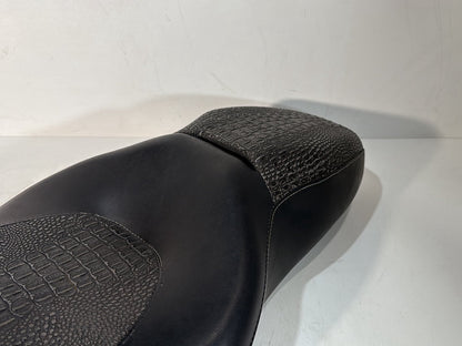 2007 - 2012 Harley-Davidson Touring Street Glide Passenger Rider Driver Seat Saddle