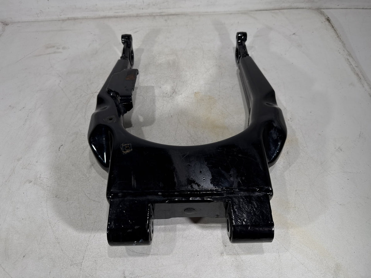 2011 Harley Electra Glide Touring Ultra OEM Rear Fork Swingarm Swing Arm