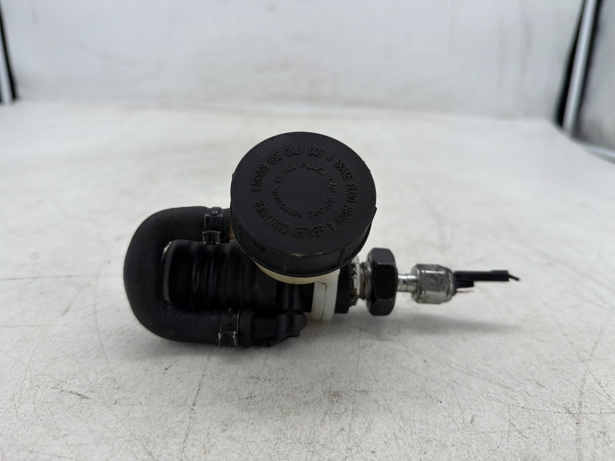 2017 Harley Dyna Street Bob FXDB OEM Rear Brake Master Cylinder Reservoir ABS