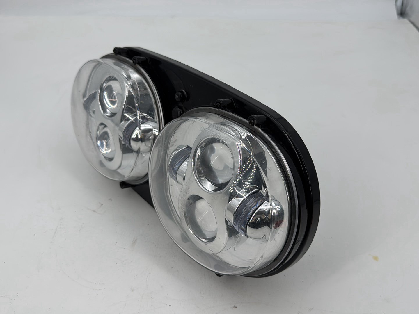 2007 - 2012 Harley-Davidson Touring Road Glide Headlight Headlamp Head Lamp Light LED 67775-01C