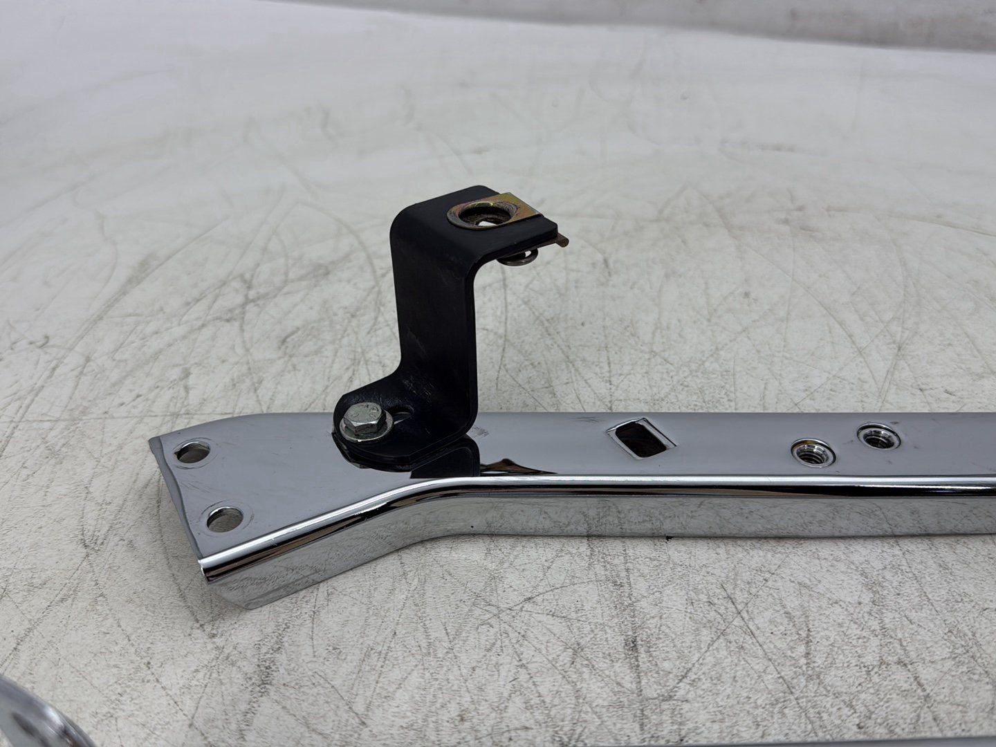 2006 Harley Road King Touring FLHRCI Classic OEM Left Right Saddlebag Fender Struts Brackets
