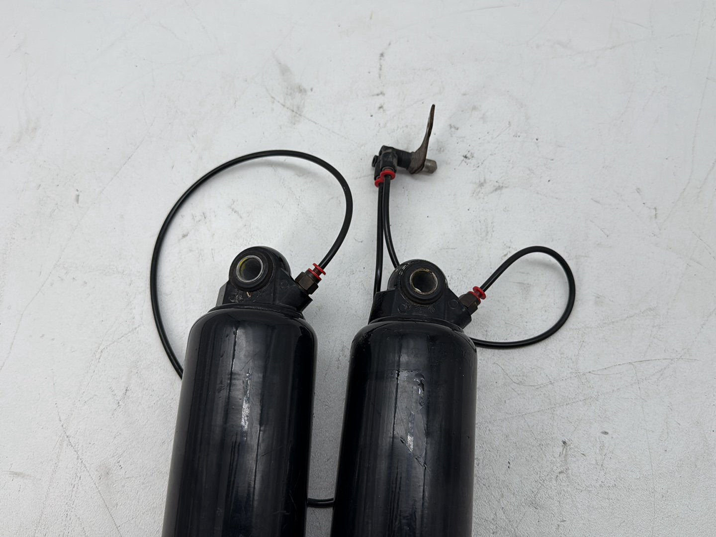2006 Harley Touring Electra Glide Classic Rear Left Right Shock Absorbers 13"