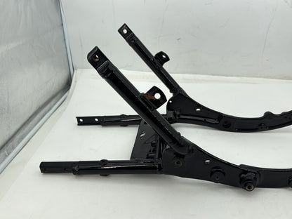 11 Harley Road King Touring Classic OEM Rear Back Sub Frame Rail Bar 48079-09BHP