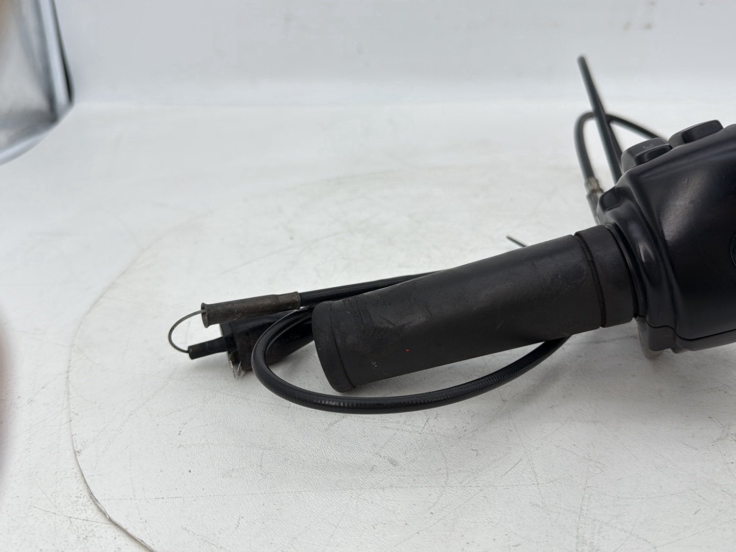 1999 - 2006 Harley-Davidson Touring Electra Glide Ultra Right Engine Start Kill Switches Controls 71684-06A