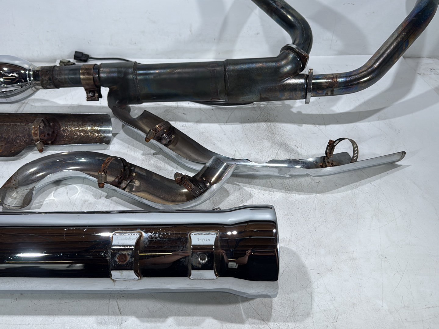 2011 Harley Street Glide Touring FLHX OEM Exhaust Header Pipes Muffler