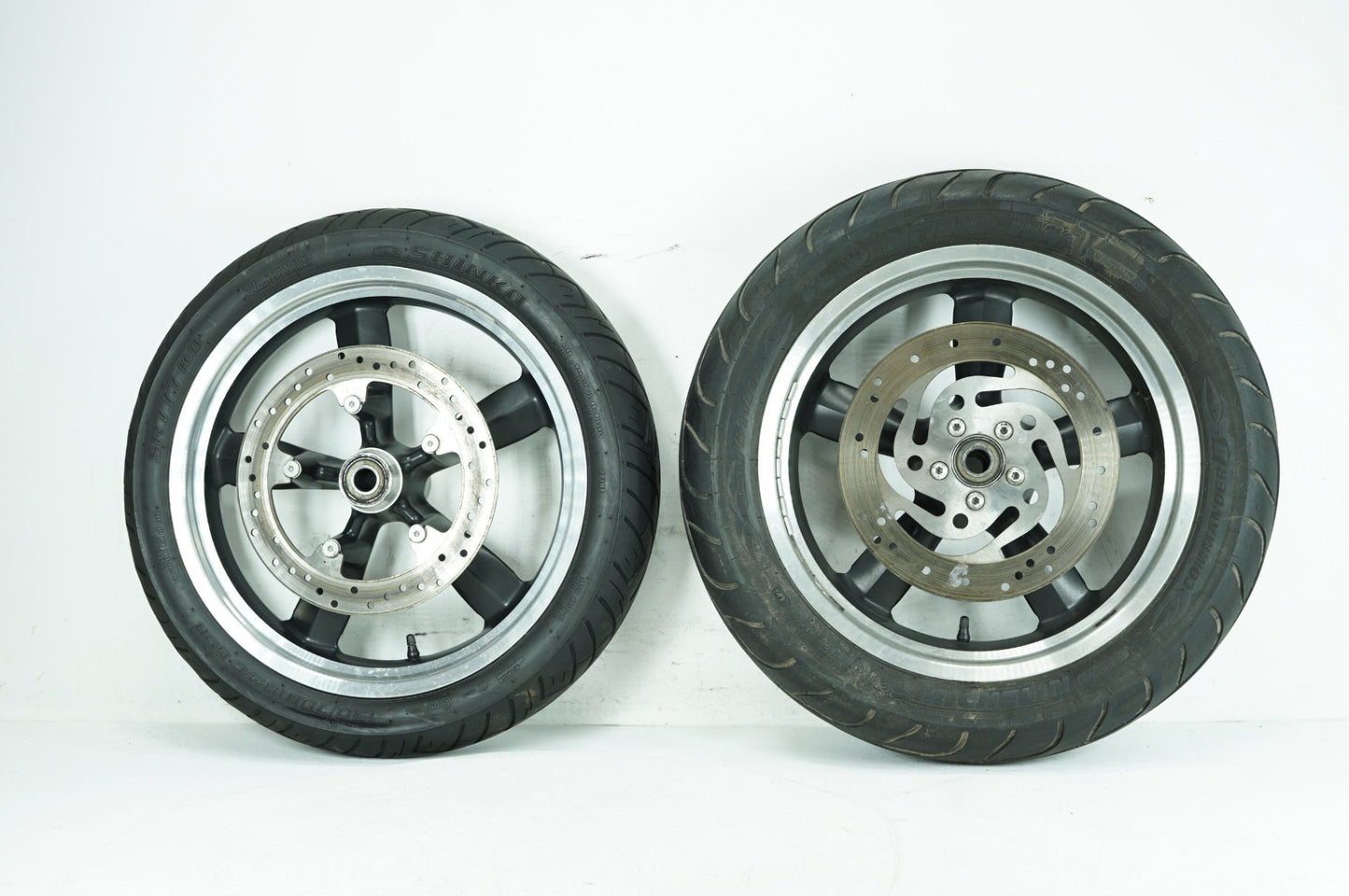2007 - 2017 Harley-Davidson Dyna Switchback Front & Rear Wheel Rim Tire 41929-12A