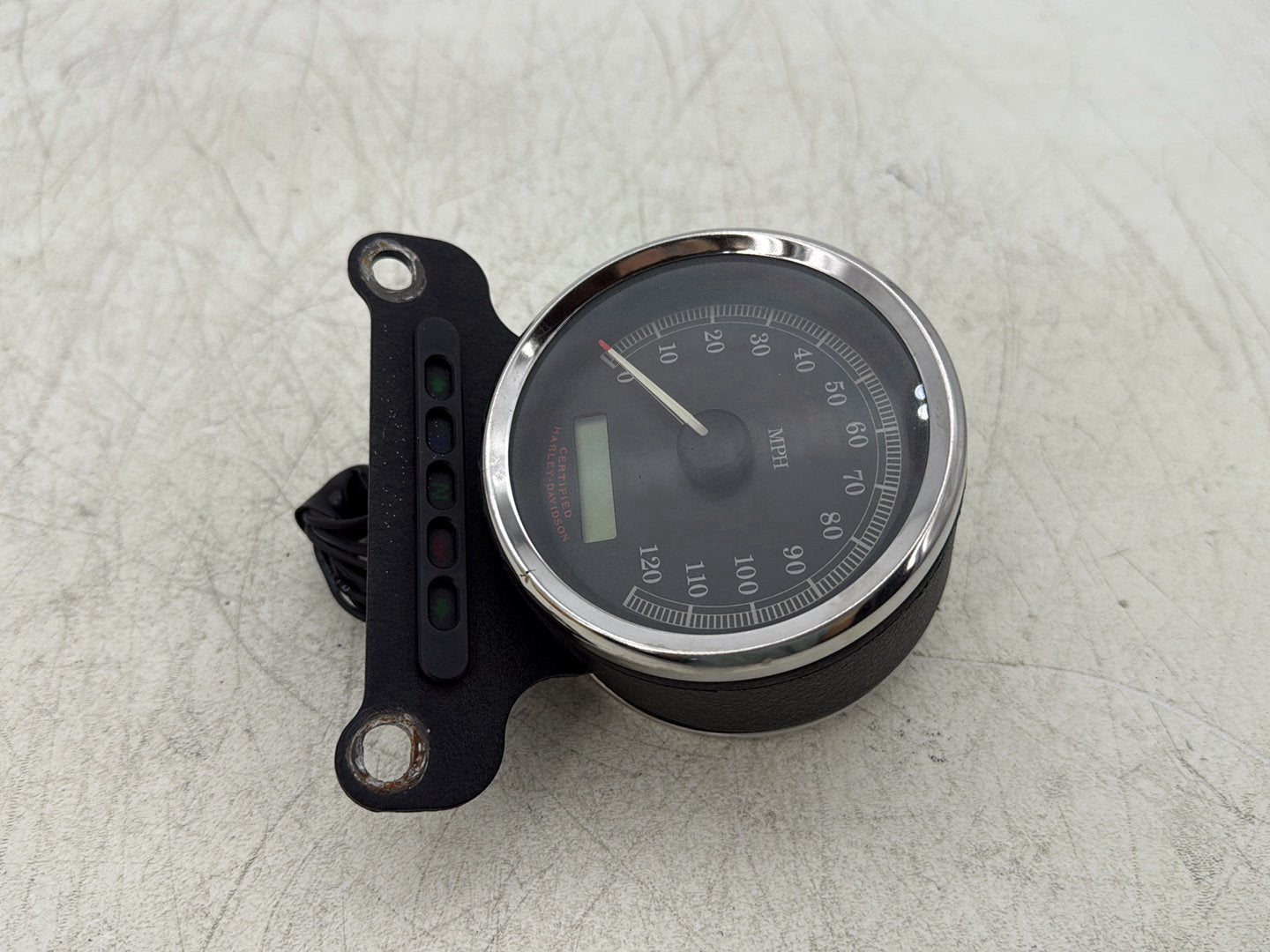 2004 Harley Dyna Super Glide FXDI OEM Speedo Speedometer Gauge Cluster