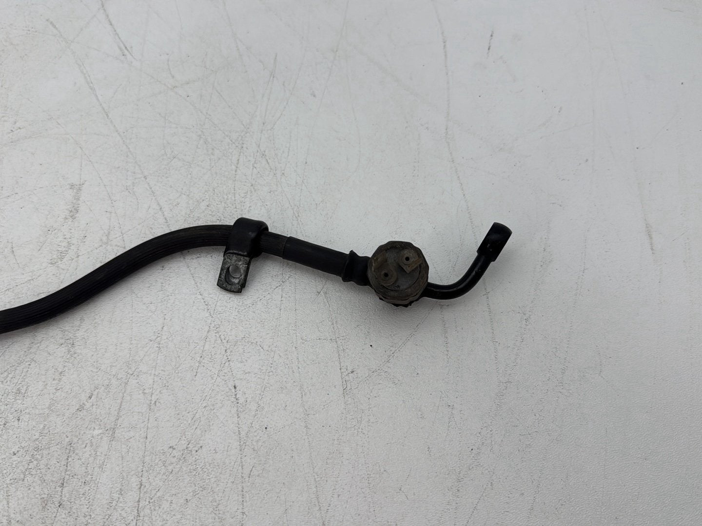 2000 Harley Dyna FXDWG Wide Glide OEM Rear Brake Hose Line Pipe