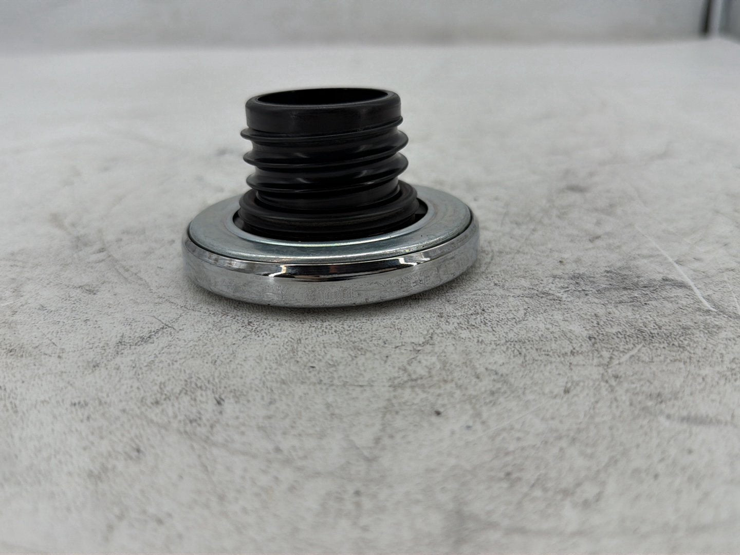 2006 Harley Sportster 1200 Custom XL1200C OEM Fuel Gas Tank Cap Bushing Hub