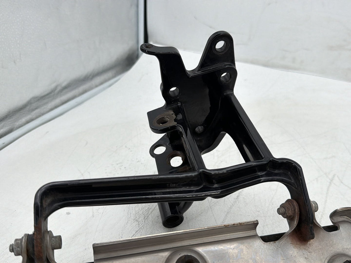 2011 Harley Heritage Softail Classic OEM Left Right Driver Floorboard Foot Rest