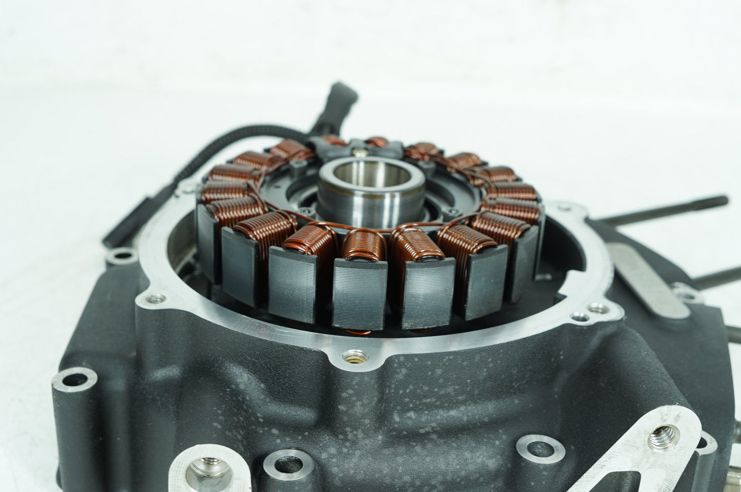 2012 - 2016 Harley-Davidson Touring Electra Ultra Crankcase Shaft Engine Motor Cover 24649-06