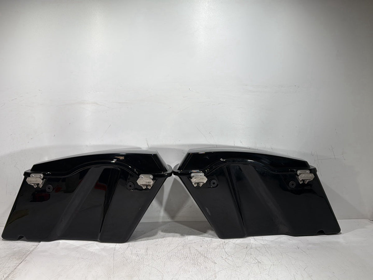 2007 Harley Touring FLHTP Electra Glide Police OEM Left Right Saddlebags Luggage NOKey
