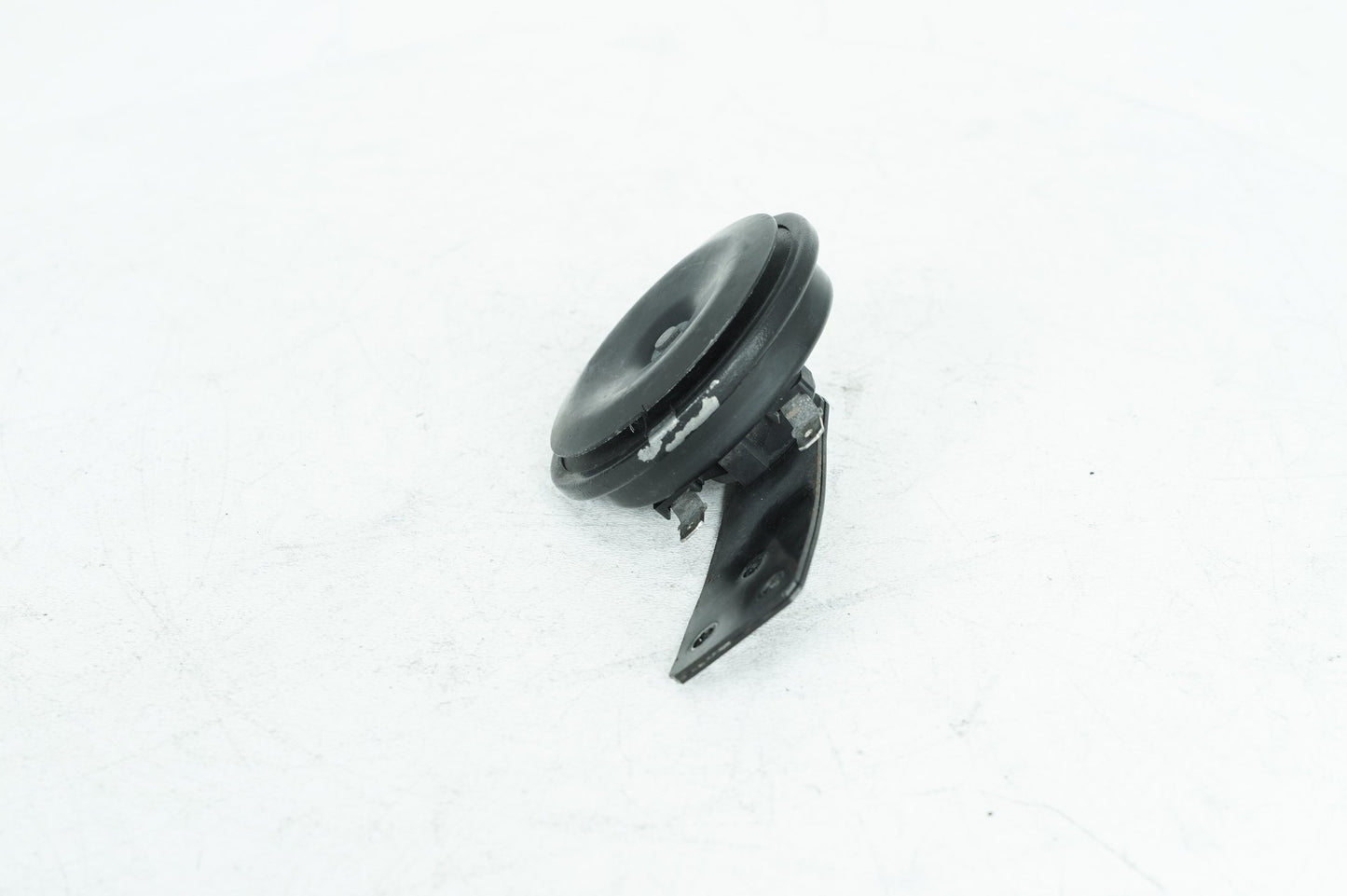 2004 - 2013 Harley-Davidson Sportster Low Signal Horn Klaxon Beep 69043-96A