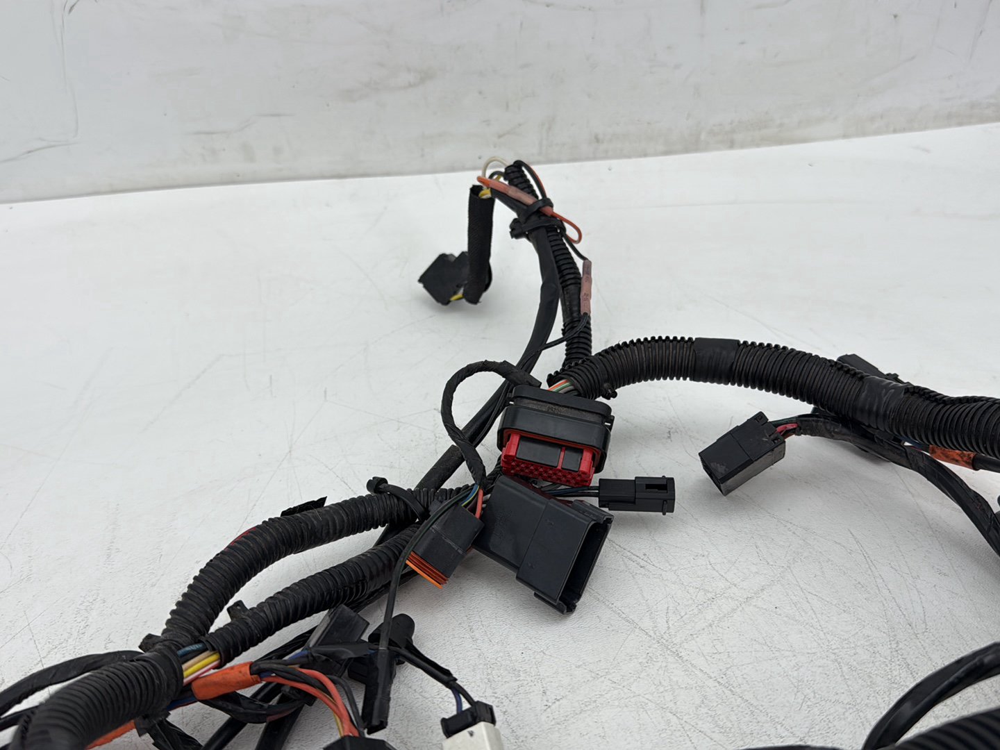 2005 Harley Electra Glide Touring Ultra FLHTCUI OEM Front Sub Wiring Harness Loom Interconnect