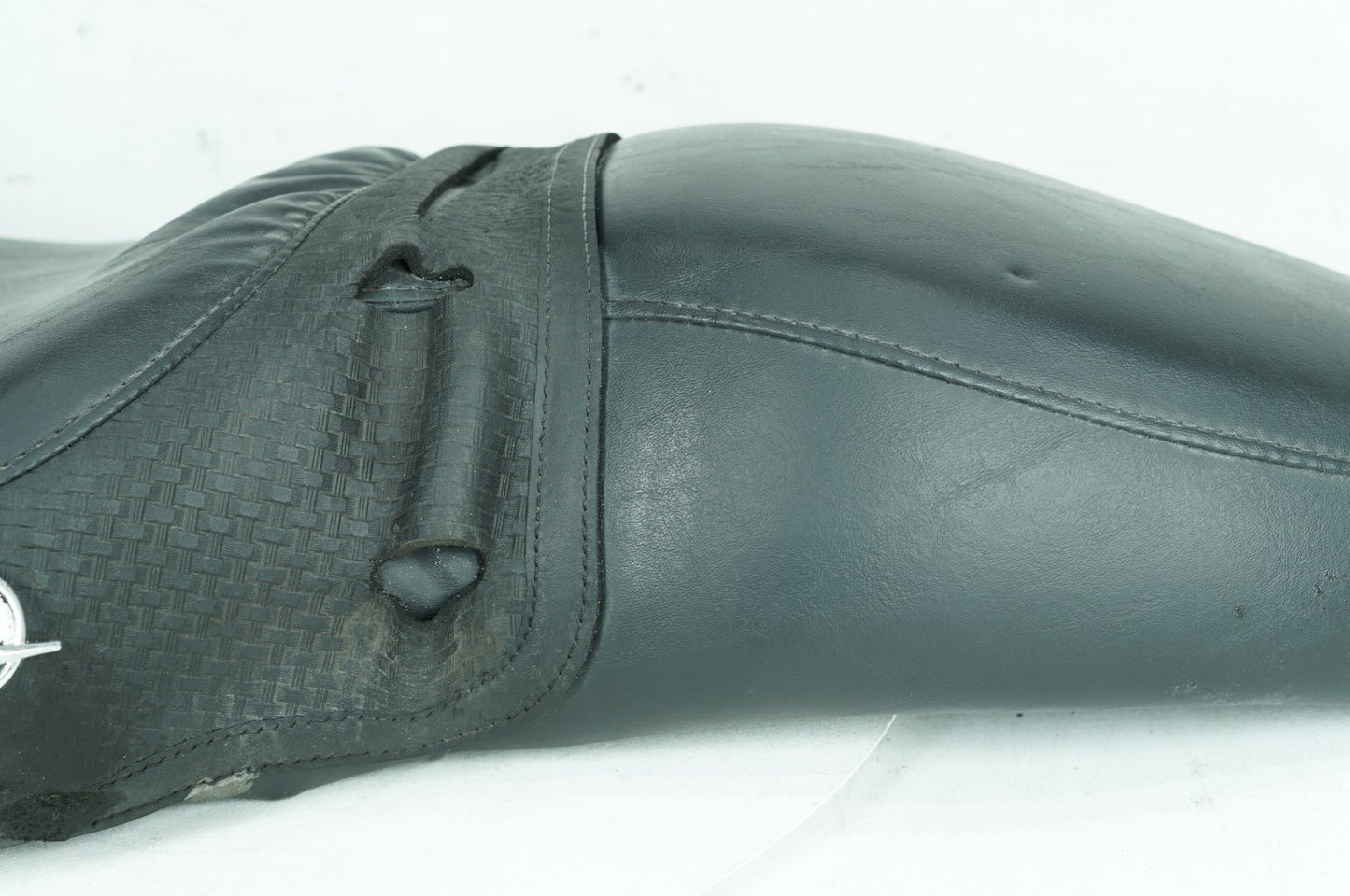 1999 - 2006 Harley-Davidson Touring Electra Glide Passenger Rider Driver Seat Saddle  	51704-05