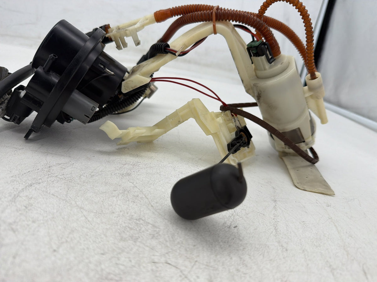 12 Harley Electra Glide Touring Ultra OEM Fuel Pump Gas Gasoline Petrol Sending