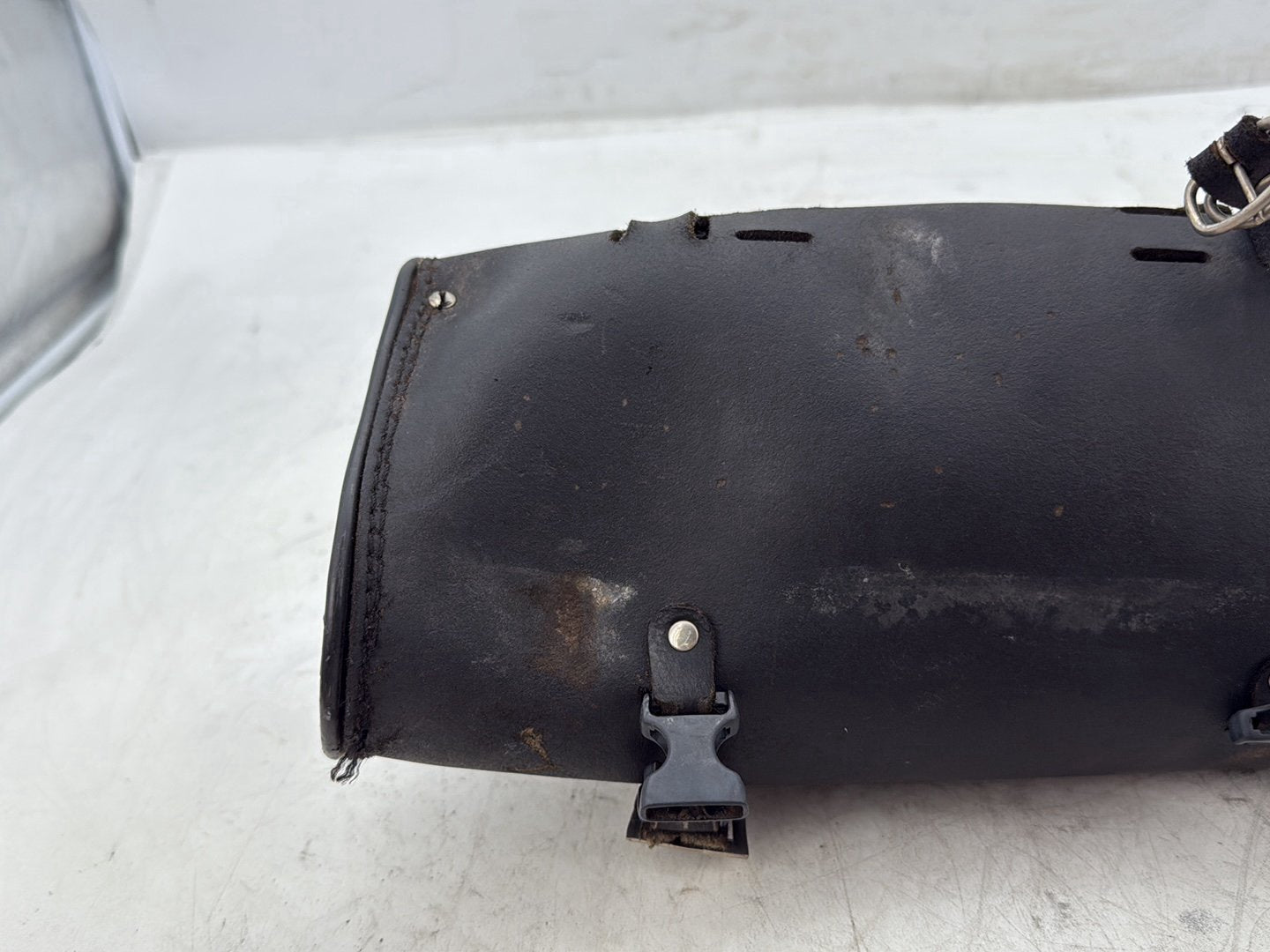 2012 Harley Dyna FXDF Fat Bob OEM Front Onboard Tool Bag Leather Storage