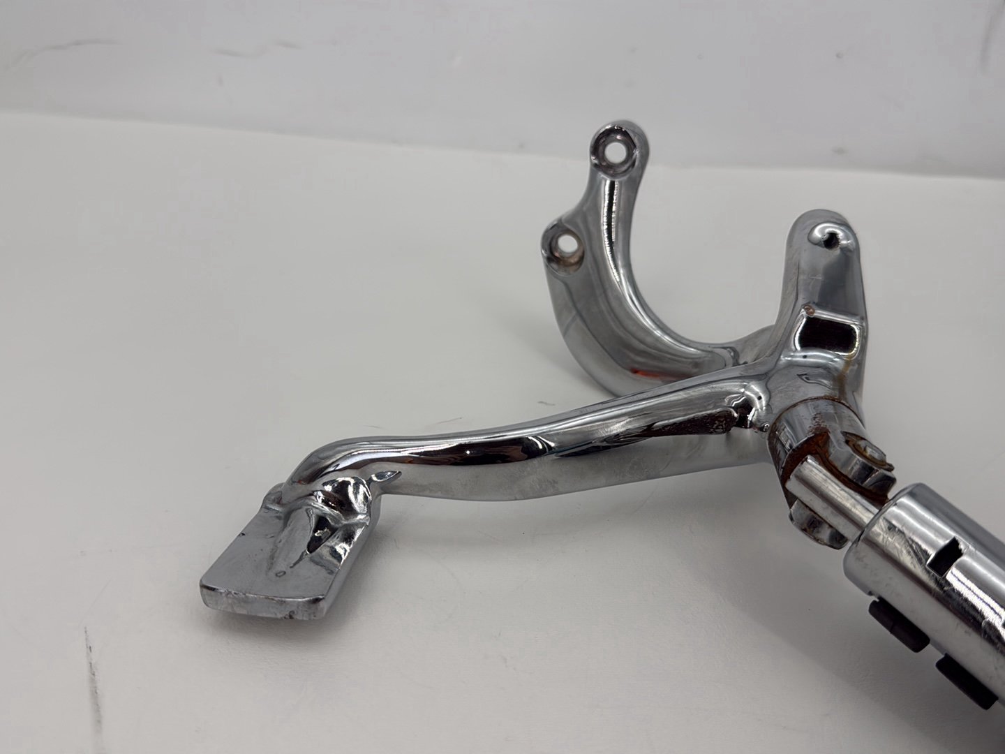 2014 Harley Sportster XL883L 883 SuperLow OEM Right Driver Foot Controls Peg Rest