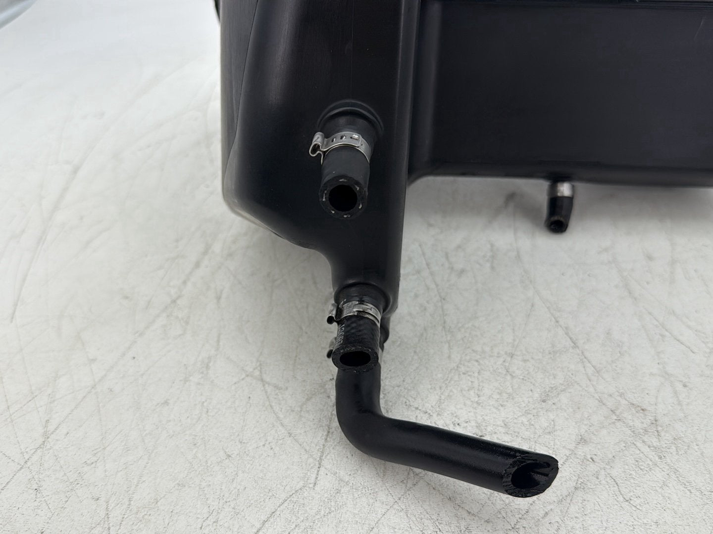 2013 Harley Forty-Eight Sportster 1200X OEM Oil Tank Reservoir Bottle Canister & Dipstick