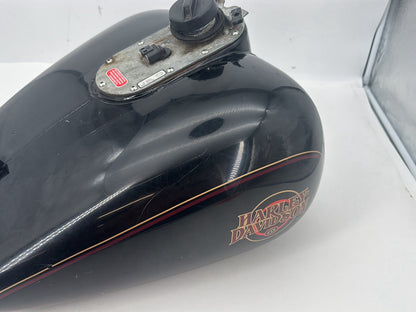 1999 - 2006 Harley-Davidson Touring Electra Glide Classic Fuel Gas Tank Gasoline Reservoir 61356-00