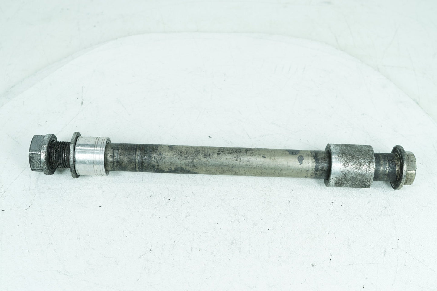 2004 - 2013 Harley-Davidson Sportster Low Rear Wheel Axle Bolt Shaft 41176-08