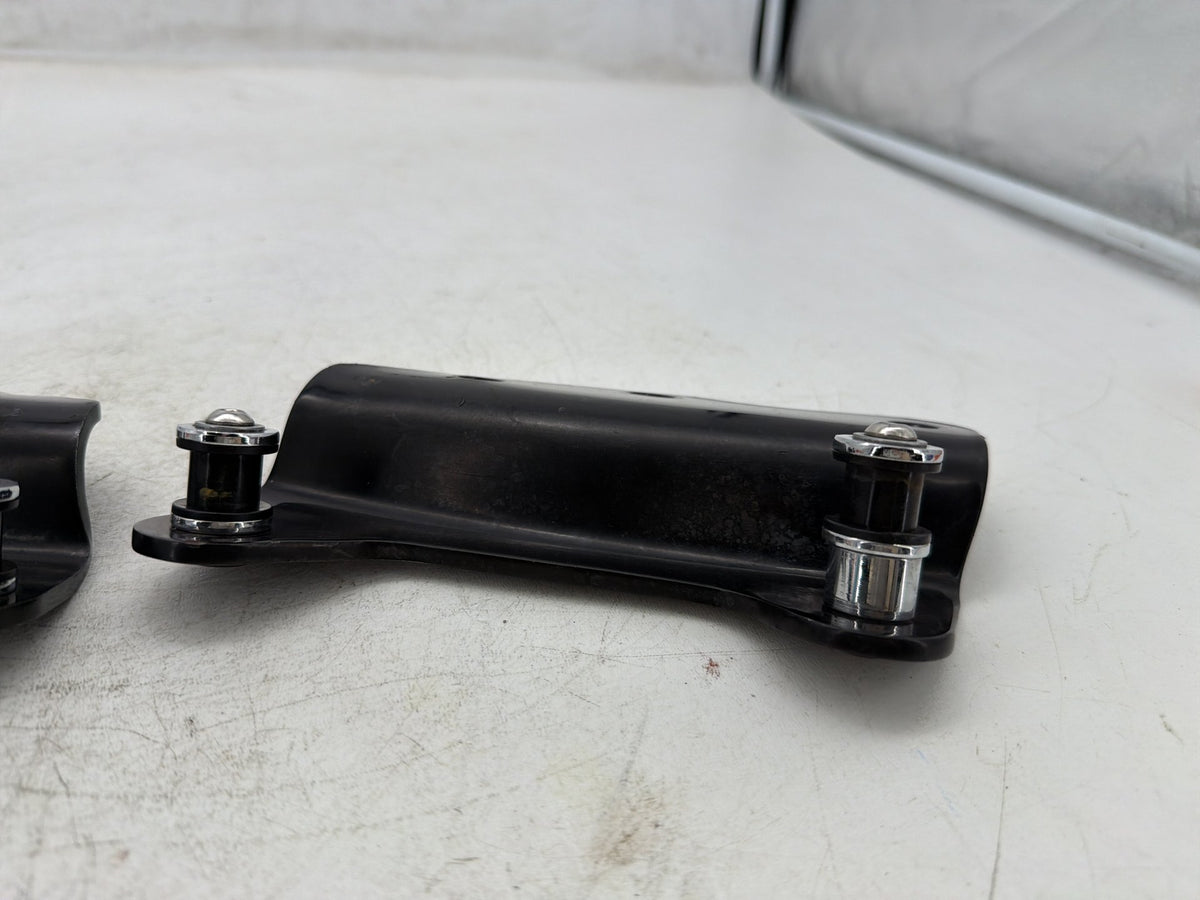 2010 Harley Street Glide Touring FLHX OEM 5 Point Detachable Docking Hardware