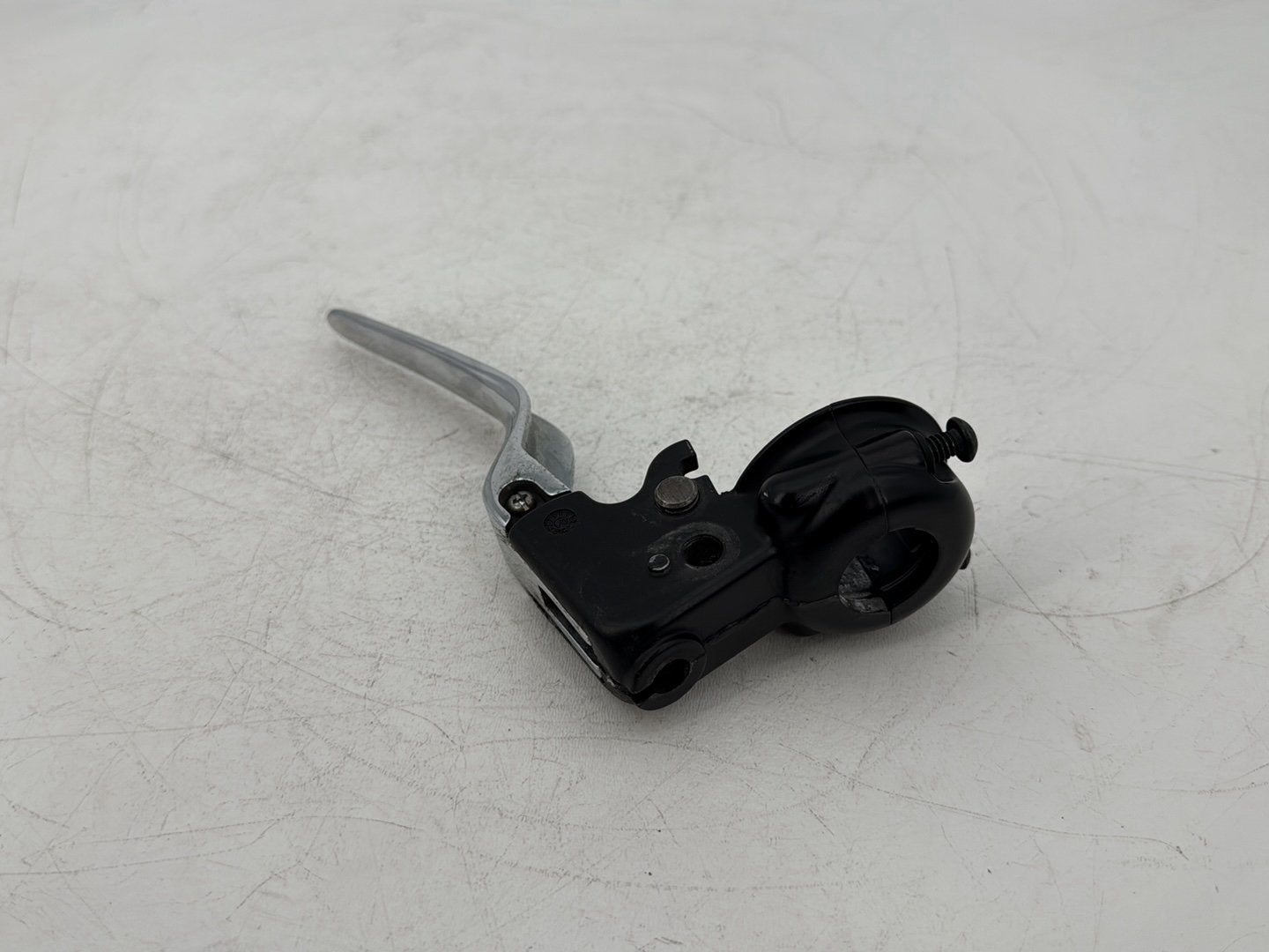 1999 - 2006 Harley-Davidson Dyna Super Glide Front Left Hand Clutch Control Lever 38608-96