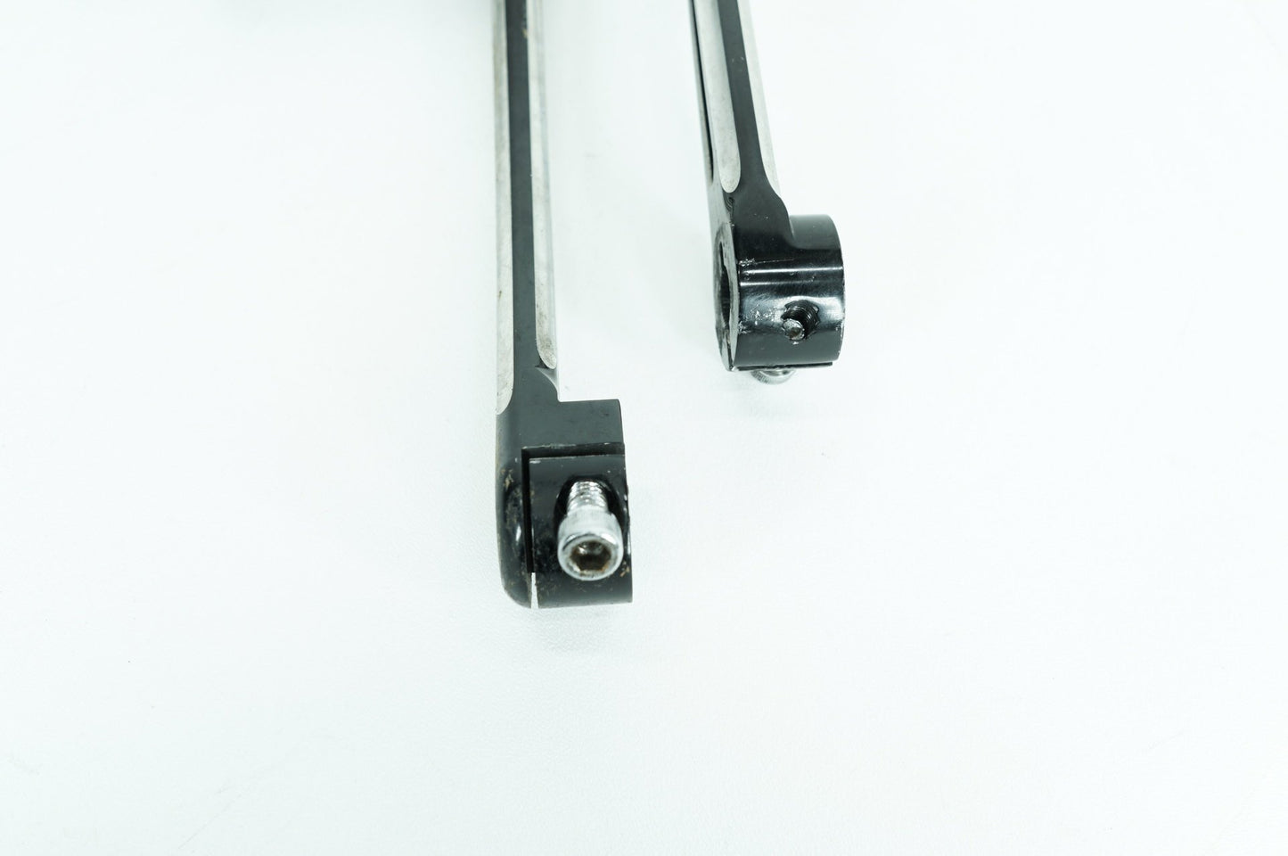 2008 - 2016 Harley-Davidson Touring Road Glide Gear Shifter Lever Pedal Pedals 33895-82D