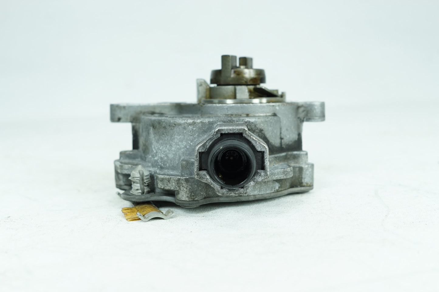 2013 - 2015 Jaguar XF  Brake Vacuum Pump