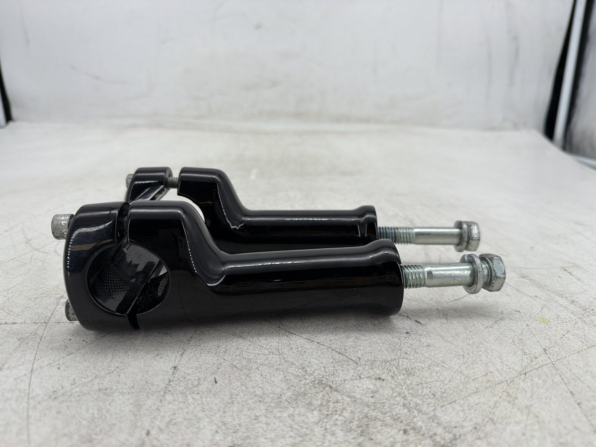 2012 Harley Dyna Fat Bob FXDF 103 OEM Front Handlebar Riser Top Clamp Chrome