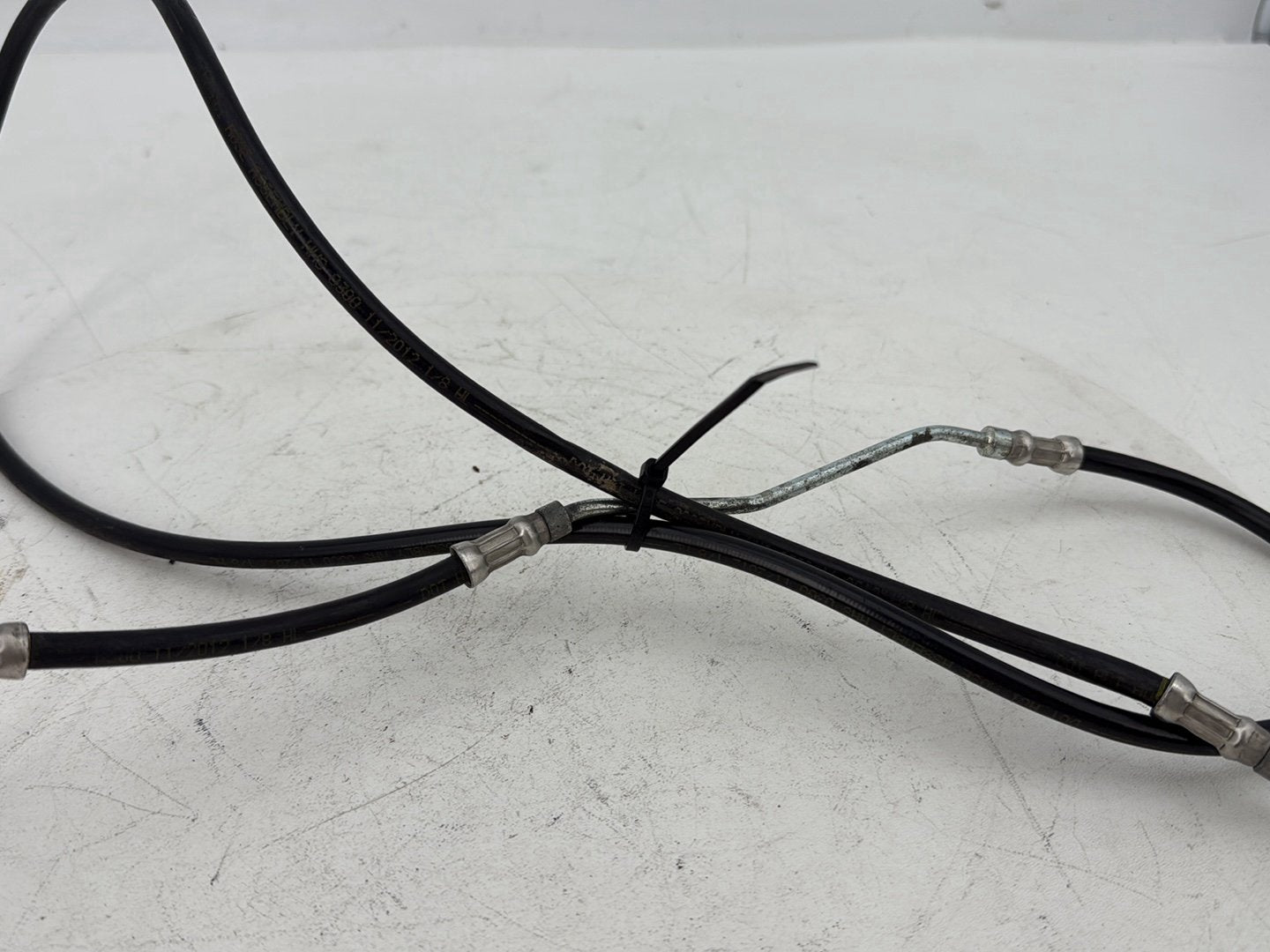2008 - 2016 Harley-Davidson Touring Electra Glide Ultra Front Brake Hose Line Pipe ABS 	41679-09