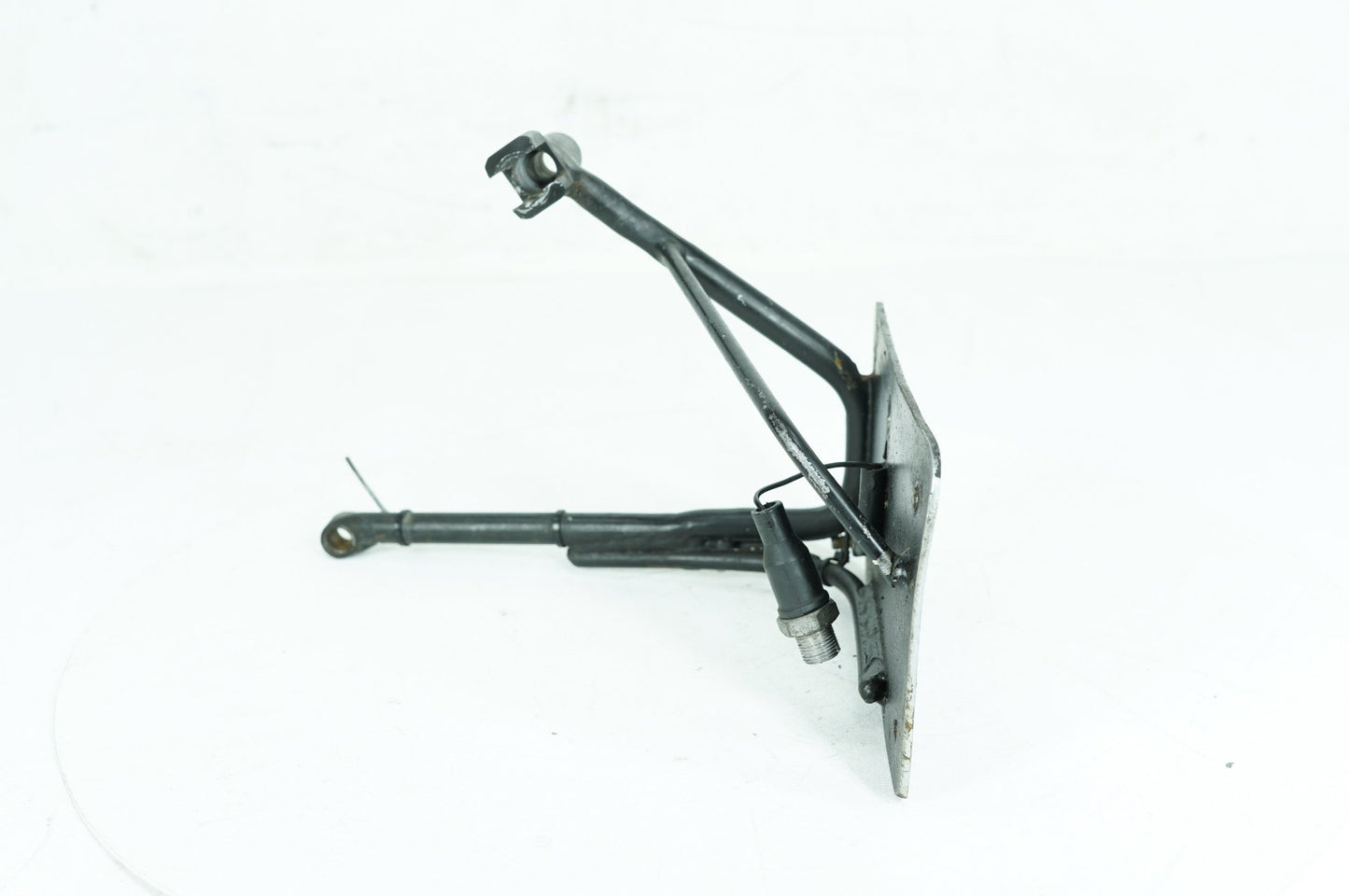 1999 - 2006 Harley-Davidson Softail Deuce Mount Bracket Support Holder 90785-94