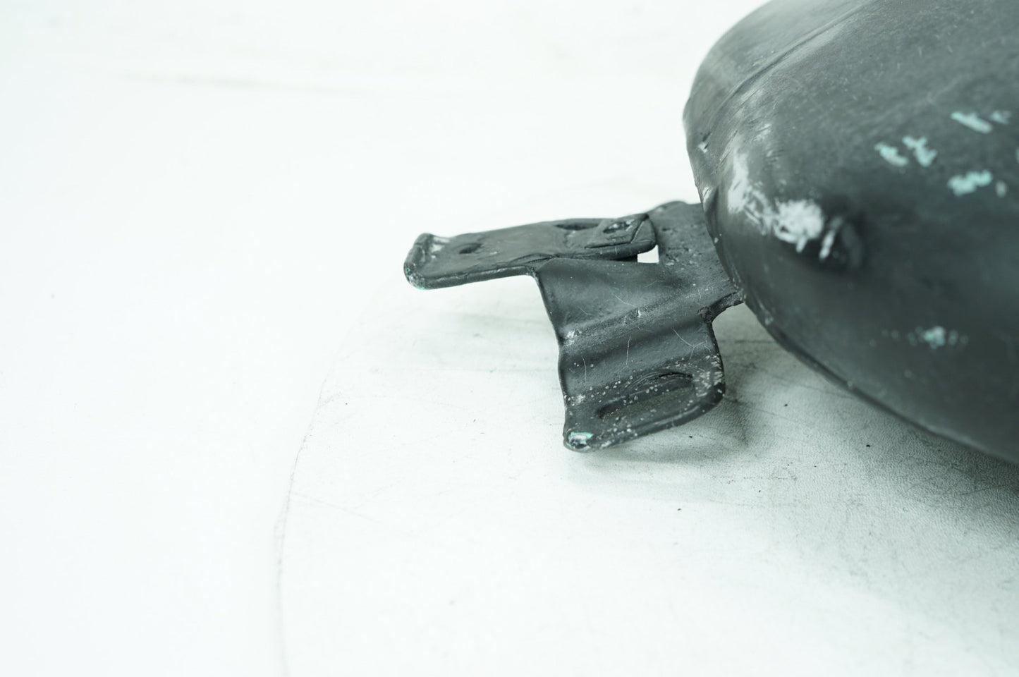 2008 - 2016 Harley-Davidson Touring Electra Glide Ultra Fuel Gas Tank Gasoline Reservoir 61356-08